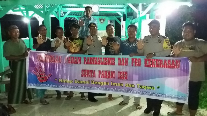 Kapolsek Ini Berikan Bantuan ke Petugas Ronda